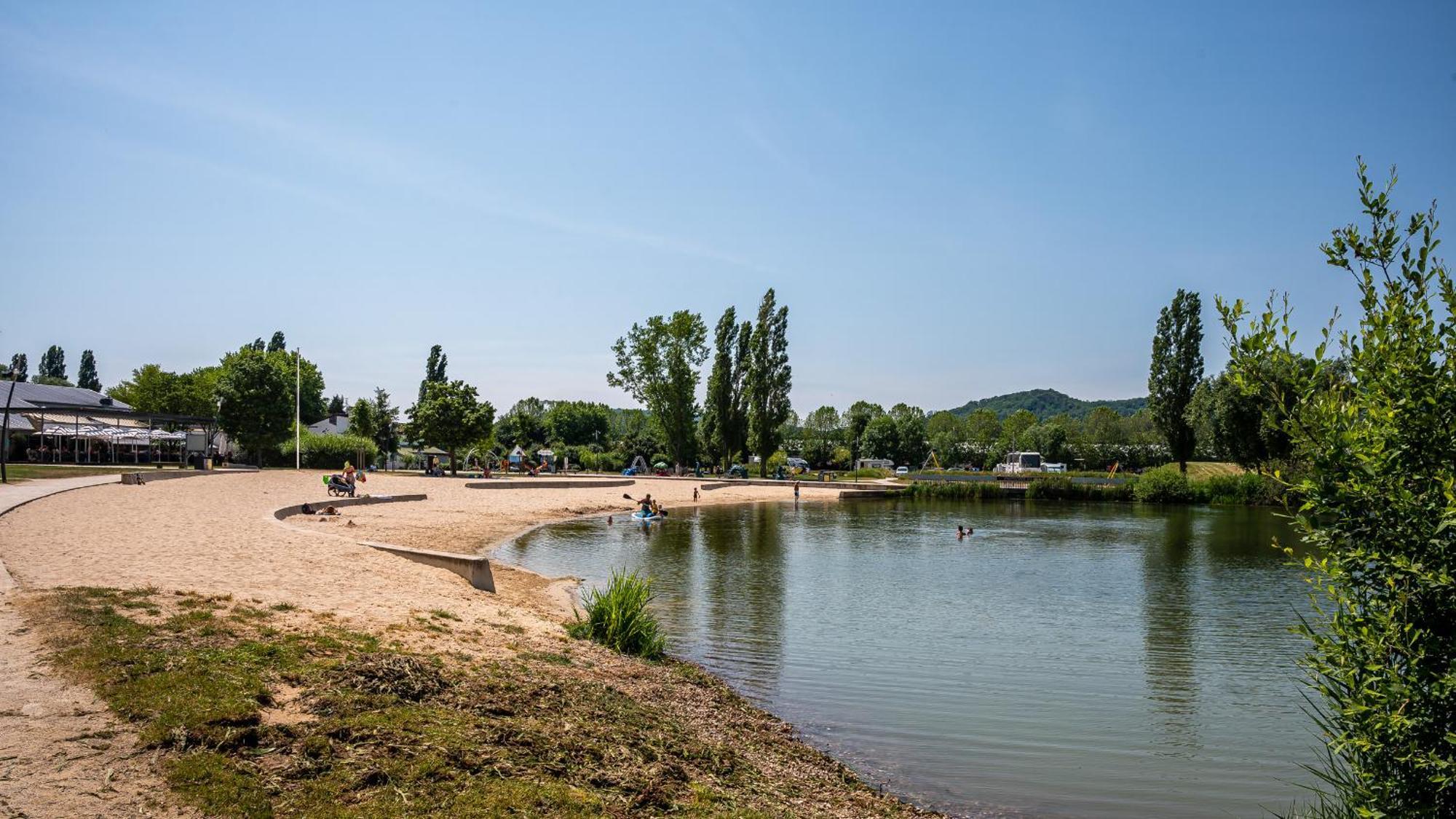Vaivre-et-Montoille Camping Vesoul מראה חיצוני תמונה